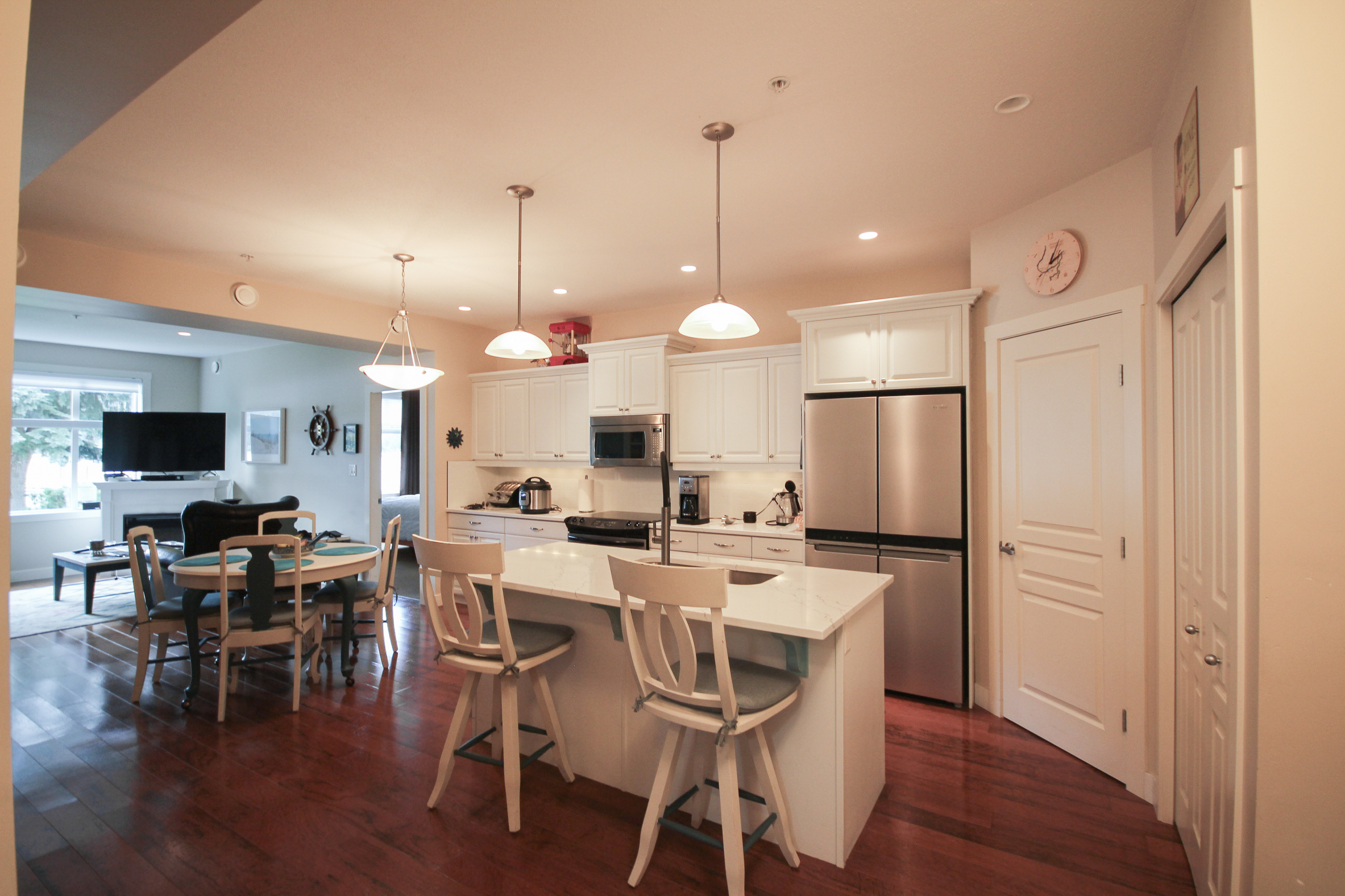 Shuswap Lakeside Rentals