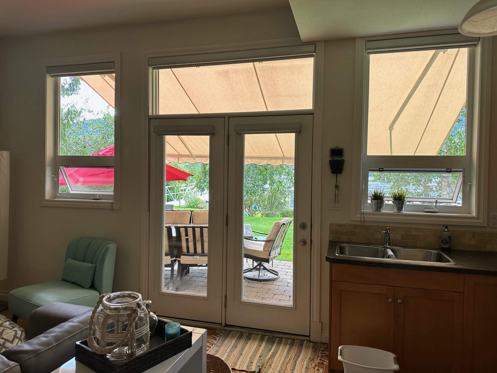 Shuswap Lakeside Rentals